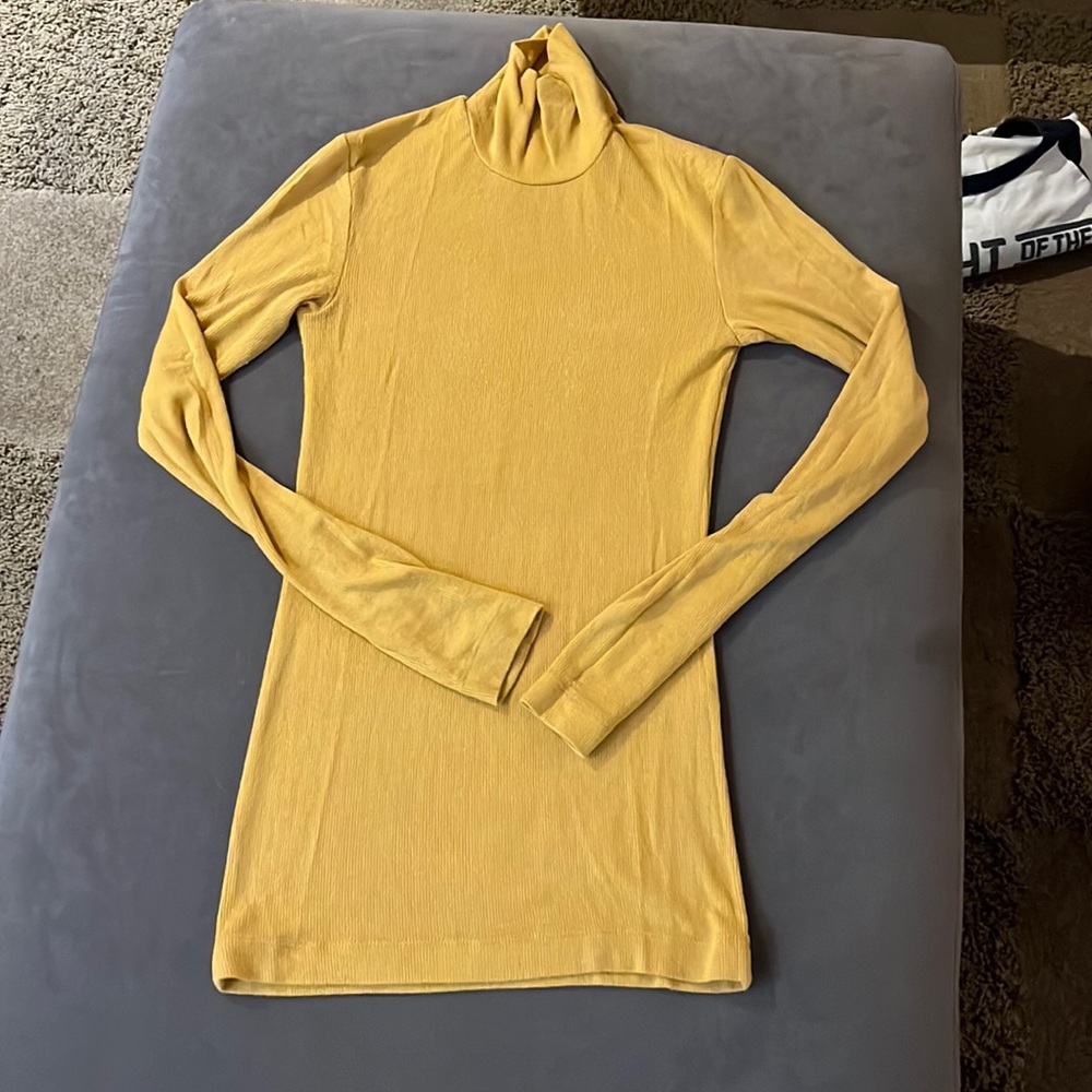 Wilfred Only Turtleneck